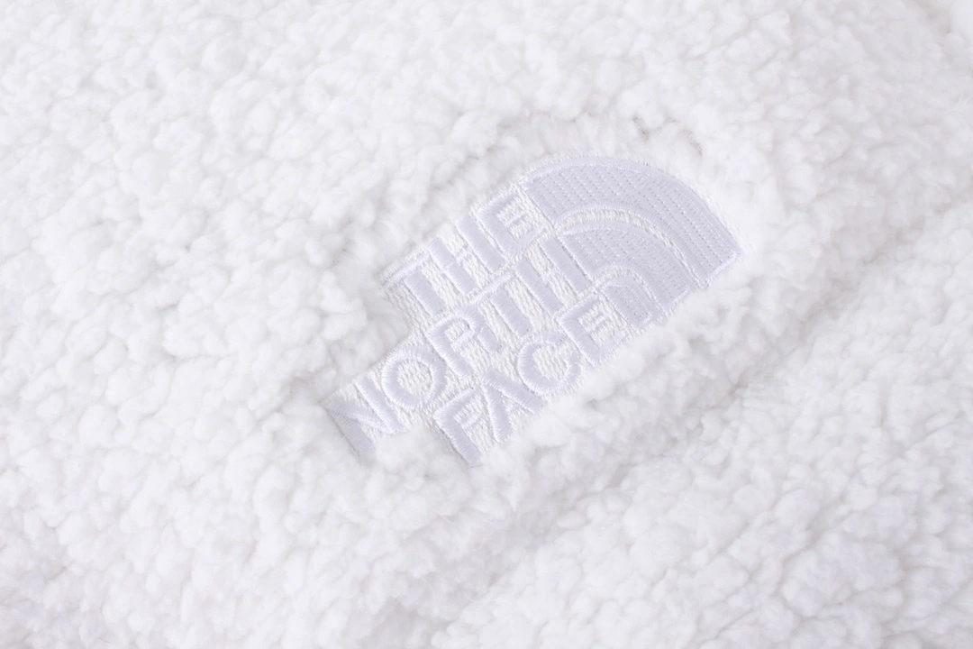Gemini- LOGO embroidery. 2Colour item:C-F125J1807-2
